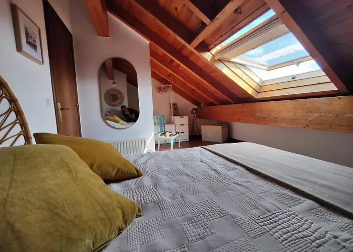 Bonito Duplex Con Vistas Al Mar Comillas